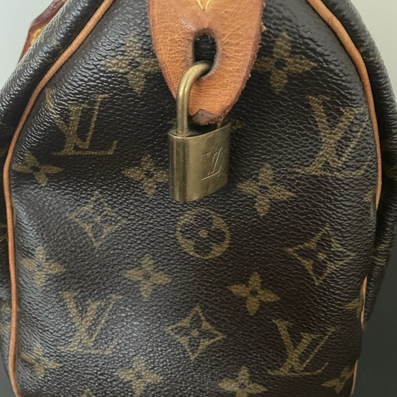 100% Authentic Louis Vuitton Speedy Bag - Picture 7 of 8